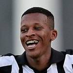 https://img.longzhuzhiboq.com.cn/img/football/player/36b5bd51f47d77a84822dcff53d7b997.png