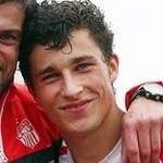 https://img.longzhuzhiboq.com.cn/img/football/player/fe707f4f87ba22e0633c2d60de0008a7.png
